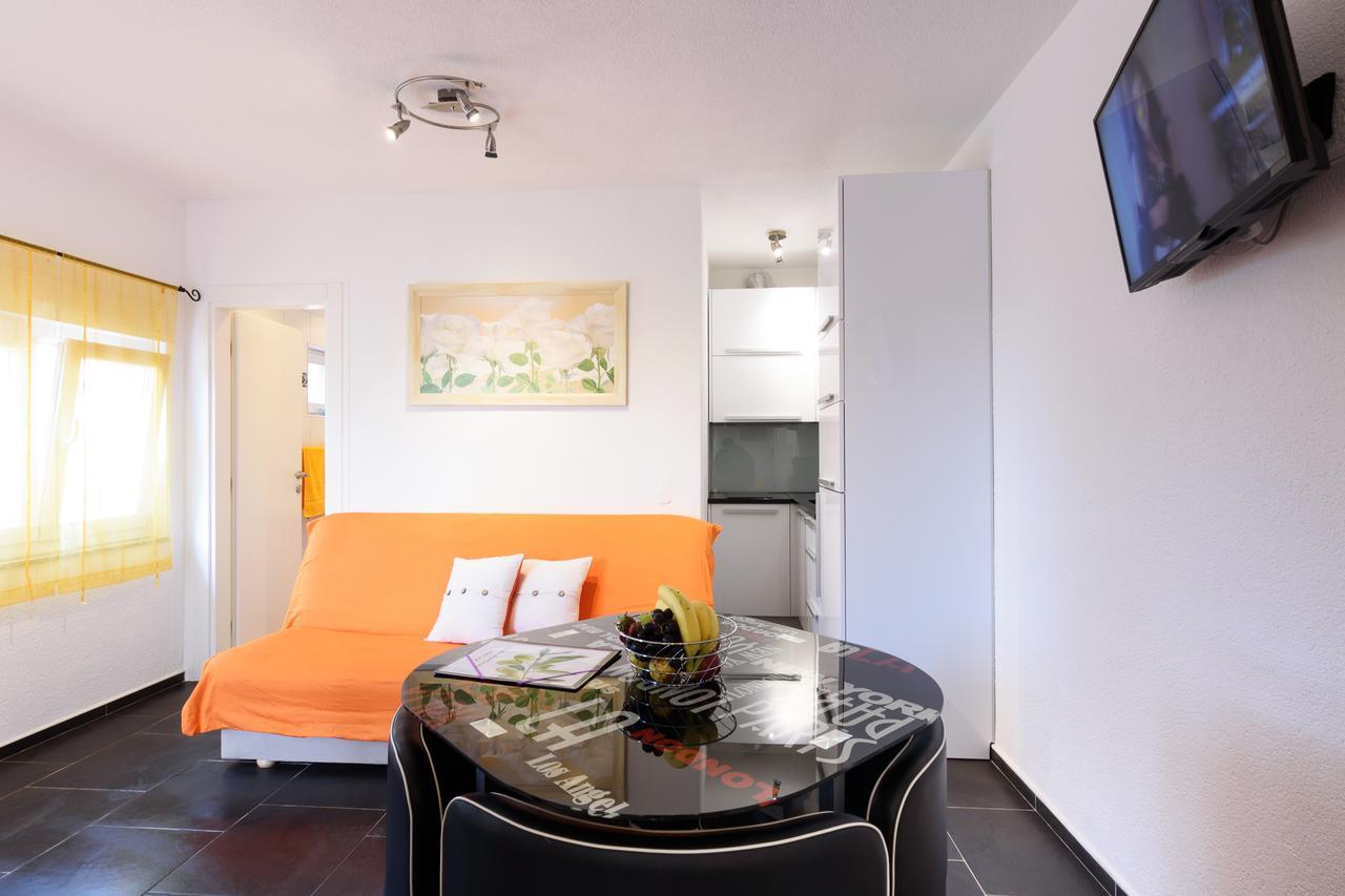גורני קרין Studio Apartment Maslina מראה חיצוני תמונה