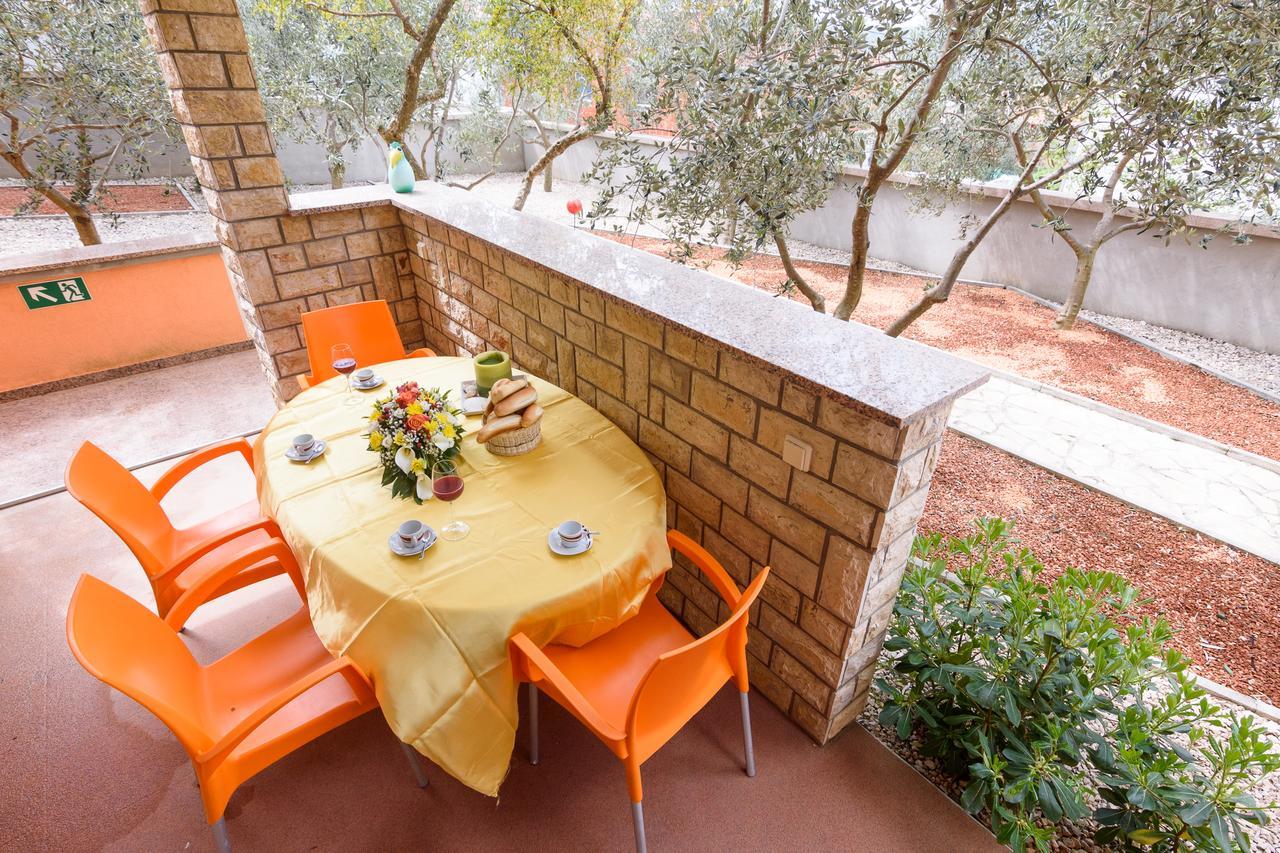 גורני קרין Studio Apartment Maslina מראה חיצוני תמונה