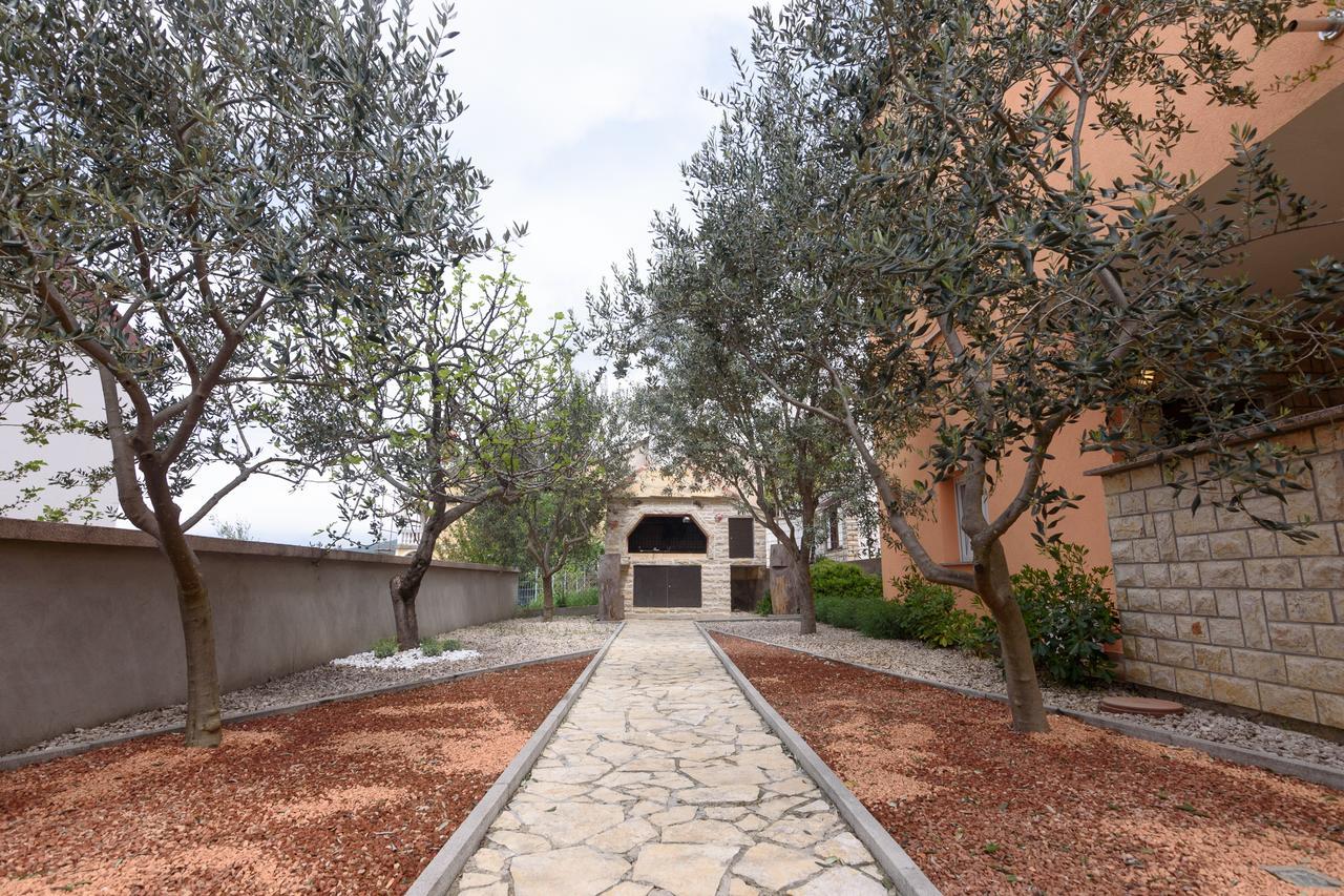 גורני קרין Studio Apartment Maslina מראה חיצוני תמונה